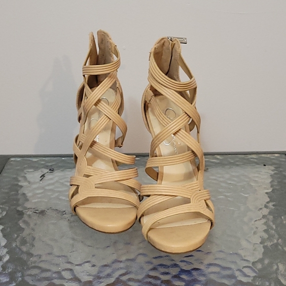 High heels 👠 - Picture 2 of 3